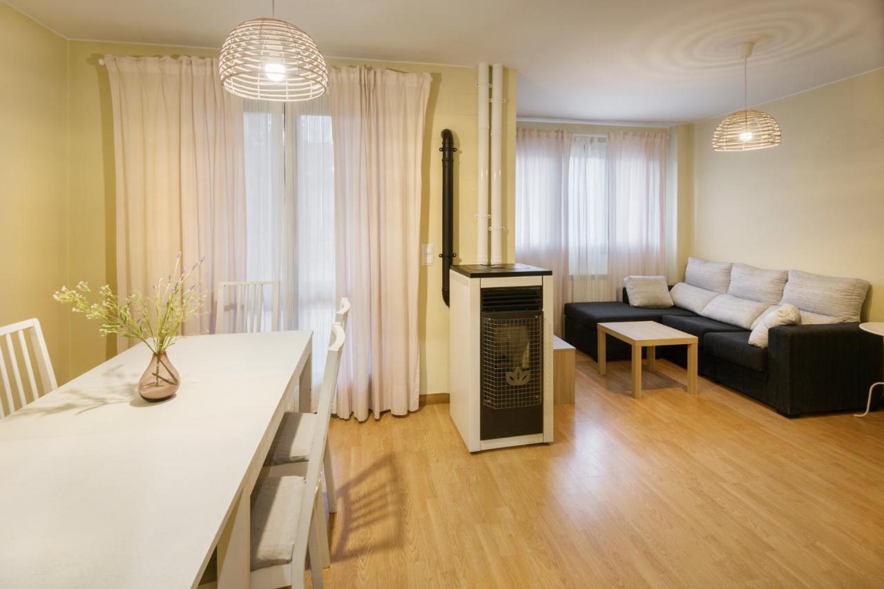 Casa Con Jardin En Hecho Villa Екстериор снимка